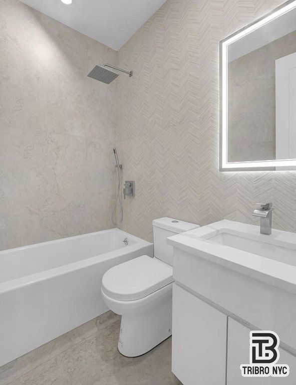 463 Lexington Avenue, Unit 4 photo 8