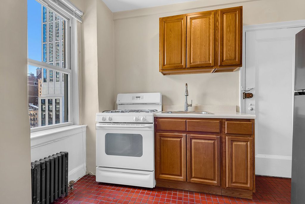 400 East 59th Street, Unit 8F photo 6
