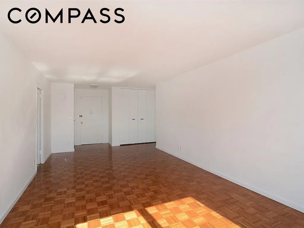 555 Kappock Street, Unit 21B photo 6