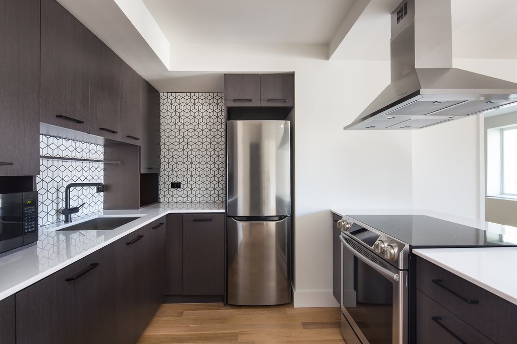 101 East 10th Street, Unit 2E