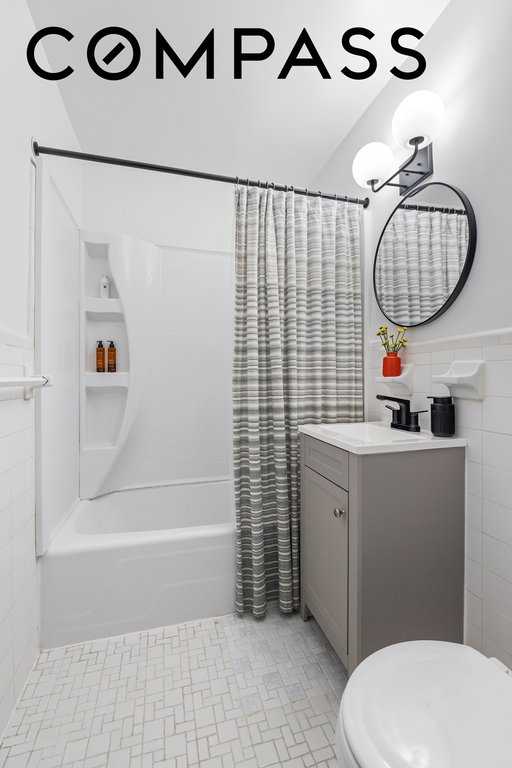 599 East 7th Street, Unit 1D photo 5