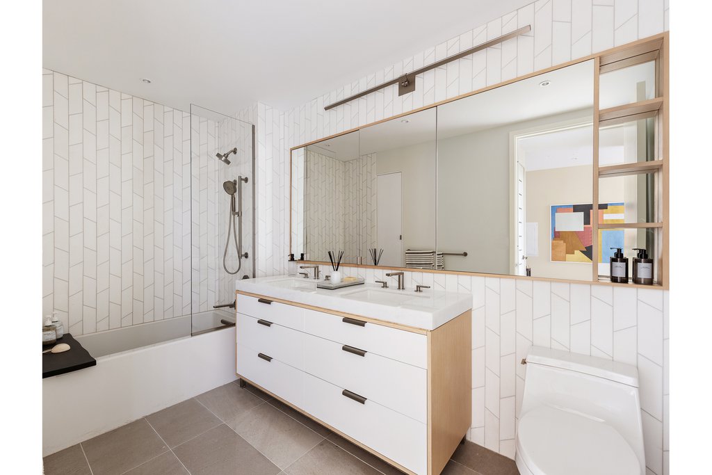 501 Third Avenue, Unit 21A photo 5