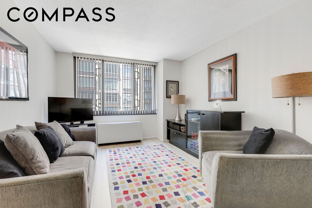 407 Park Avenue South, Unit 12F photo 3