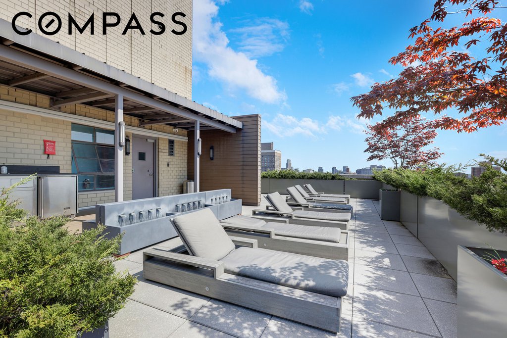 407 Park Avenue South, Unit 12F photo 6