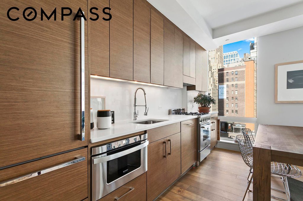 325 Lexington Avenue, Unit 10D photo 5