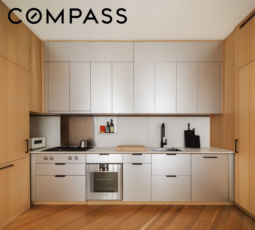 16 West 40th Street, Unit 16B photo 9
