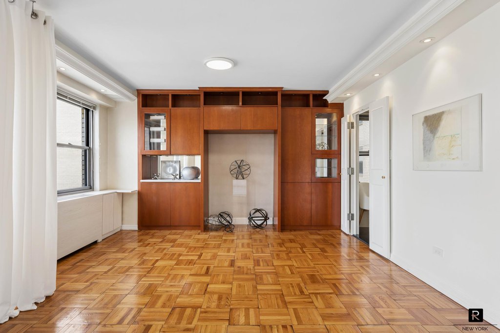 400 East 56th Street, Unit 37D photo 14