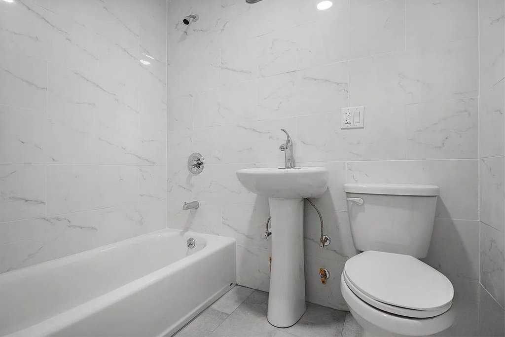 2708 Glenwood Road, Unit 3 photo 9