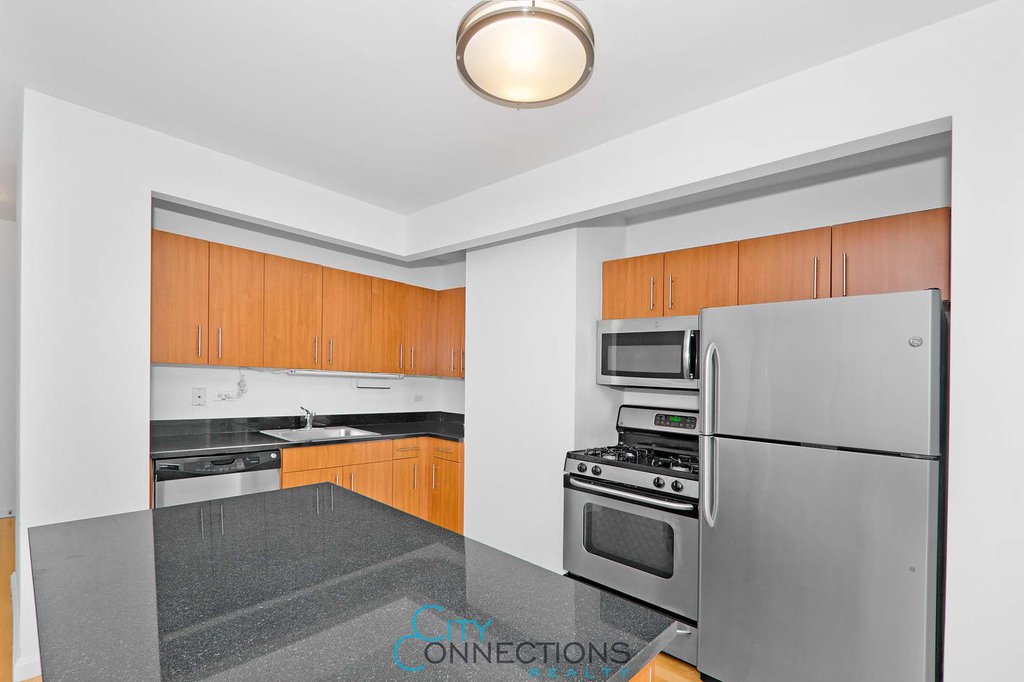 20 West Street, Unit 16E photo 6