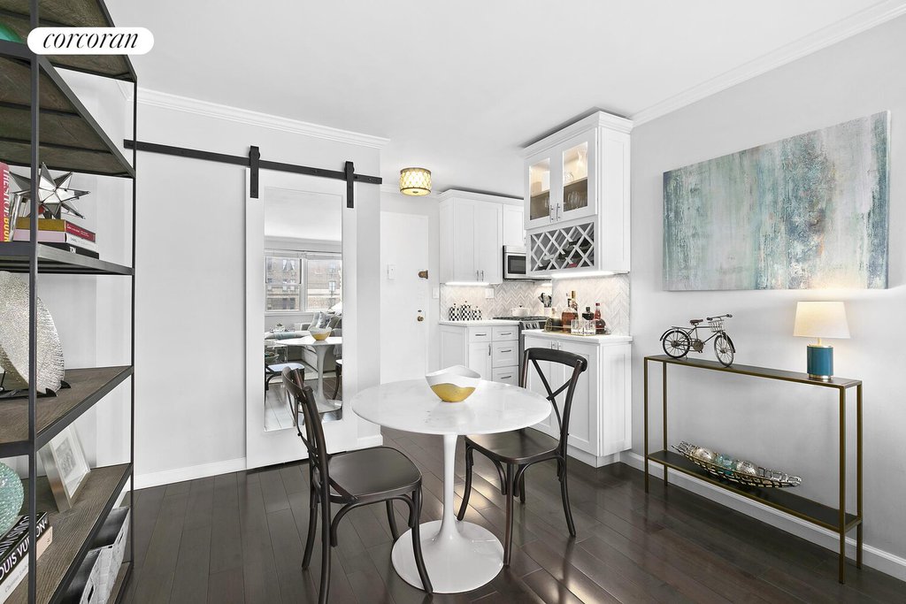 77 East 12th Street, Unit 14E photo 4