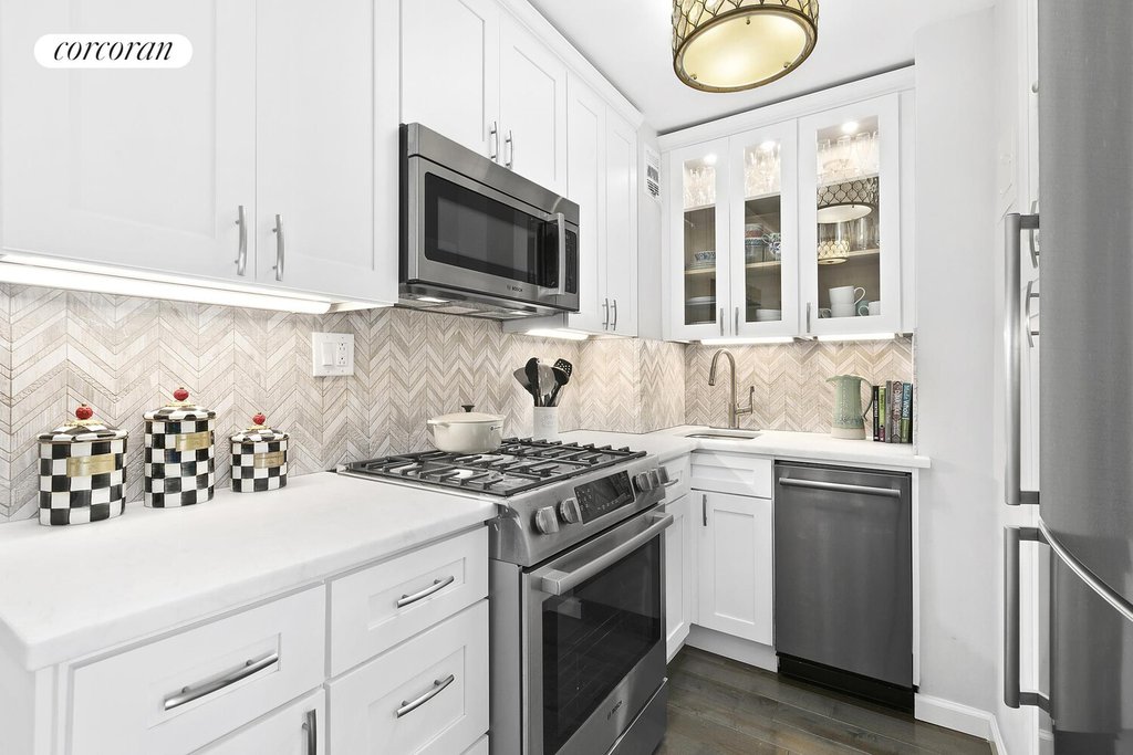 77 East 12th Street, Unit 14E photo 5