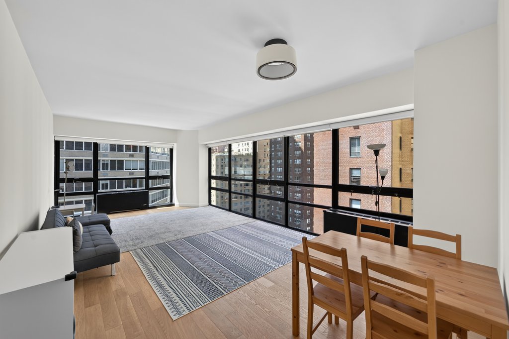 415 East 54th Street, Unit 10C photo 2