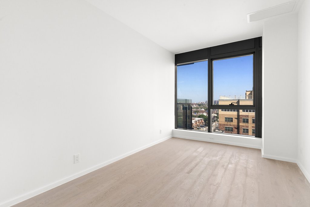 2286 Cropsey Avenue, Unit 10B photo 9