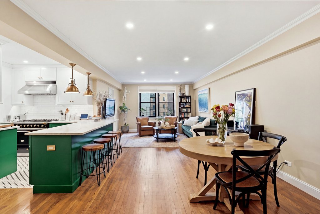30 East 9th Street, Unit 5N