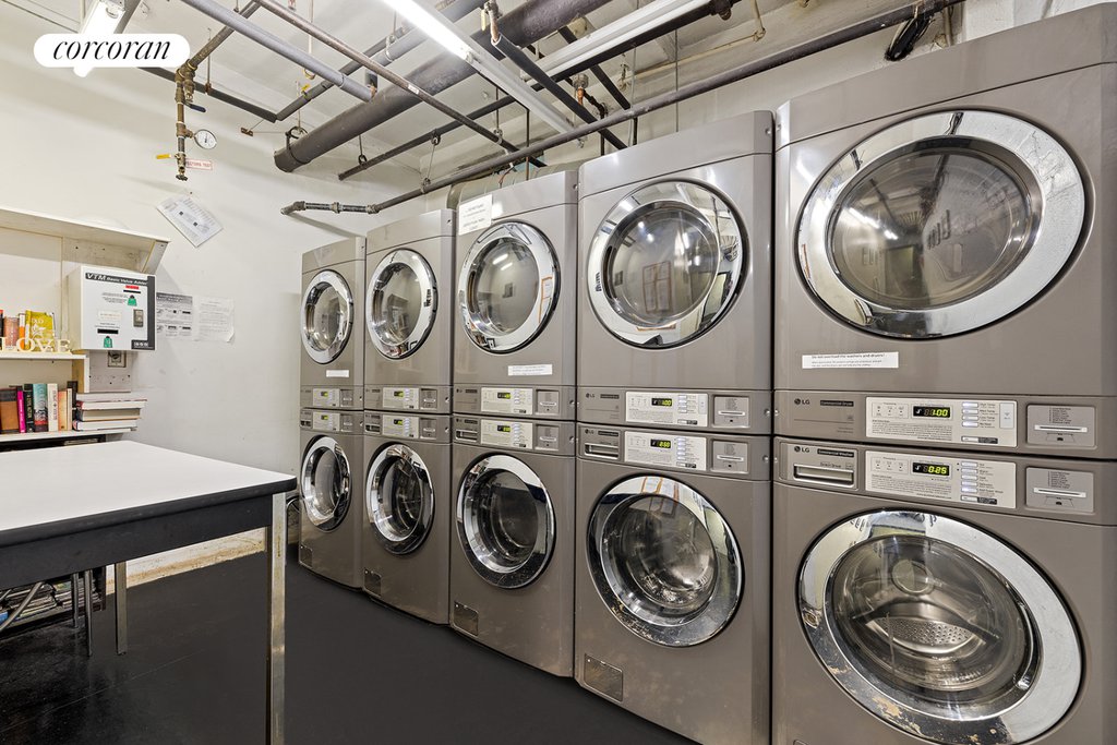 140 East 40th Street, Unit 3J photo 6