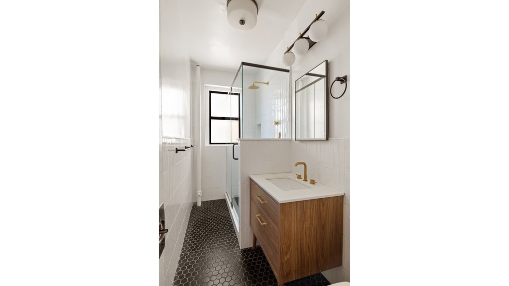 570 Westminster Road, Unit E6 photo 6