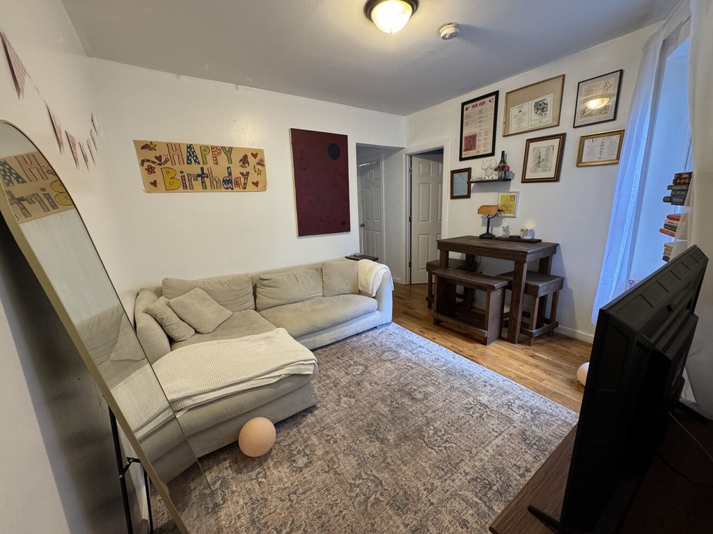 264 East 2nd Street, Unit 6