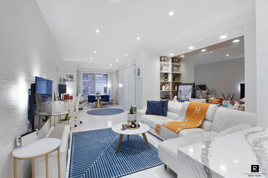 106 Central Park South, Unit 12M photo 2