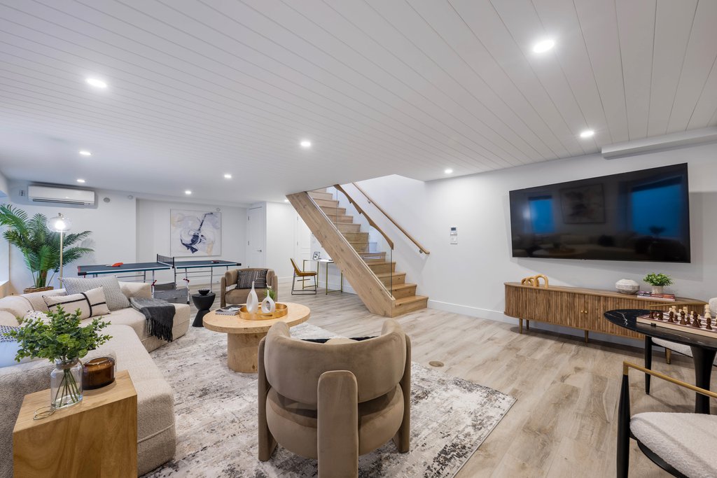 271 14th Street, Unit 2711A photo 13