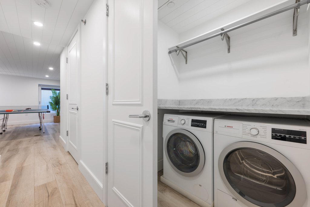 271 14th Street, Unit 2711A photo 18