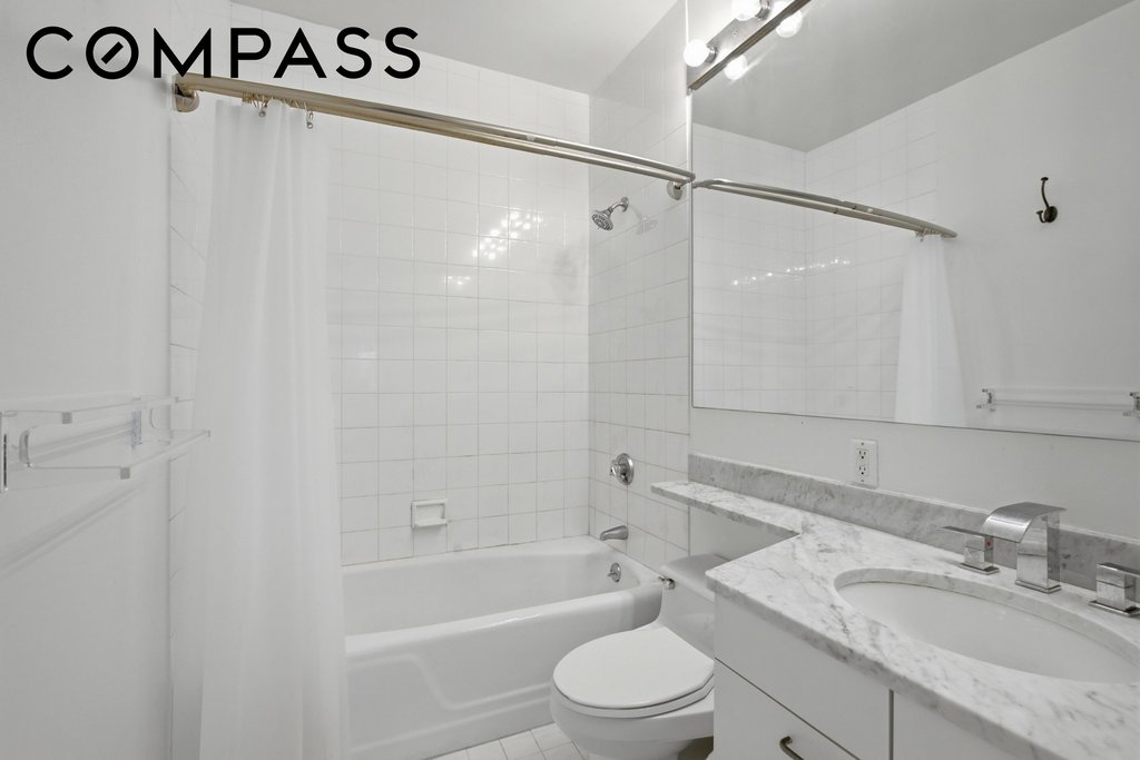 301 West 57th Street, Unit 24F photo 5