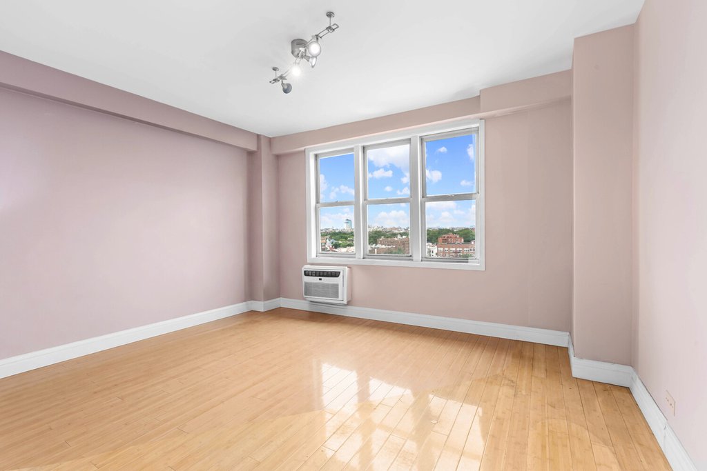 370 Ocean parkway, Unit 11J photo 12