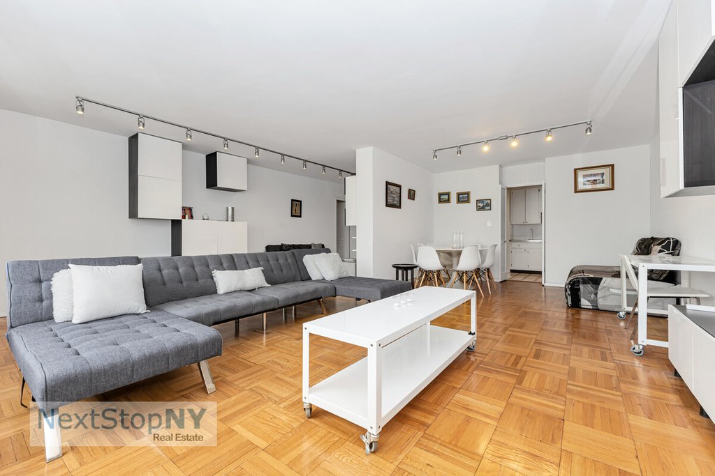 303 East 57th Street, Unit 24E photo 3