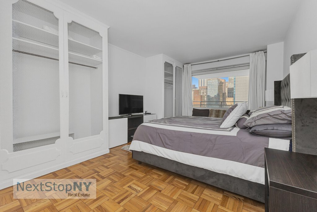 303 East 57th Street, Unit 24E photo 7