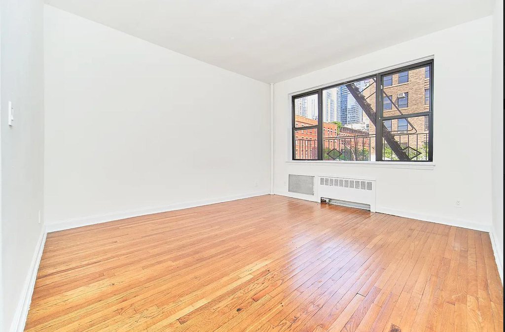 400 West 45th Street, Unit 5D photo 2