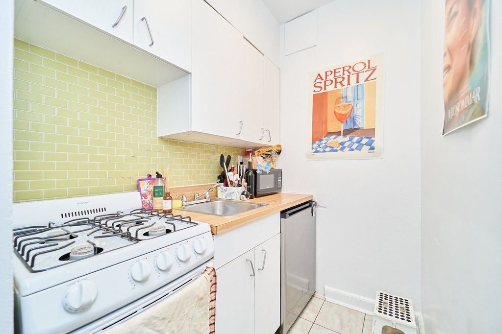 400 West 45th Street, Unit 5D photo 7