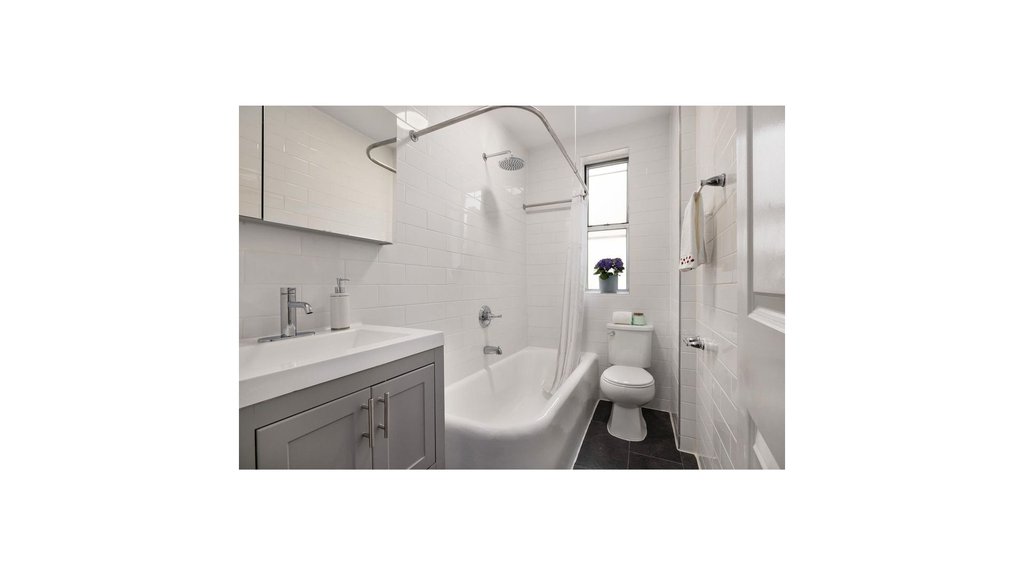 775 Riverside Drive, Unit 3H photo 8