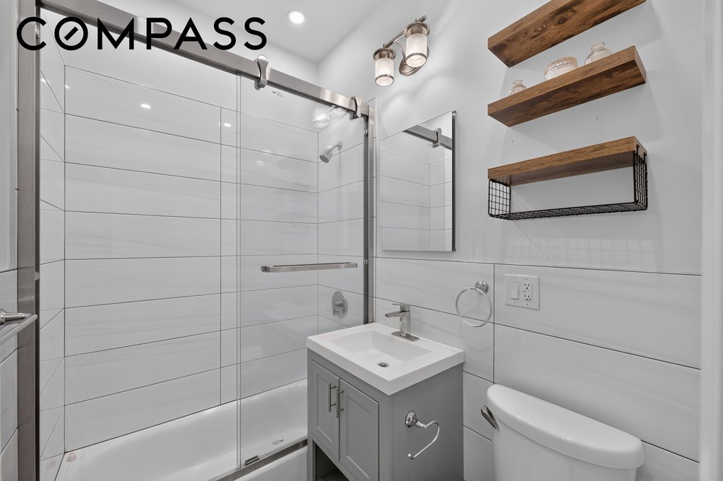 234 East 14th Street, Unit 1F photo 4