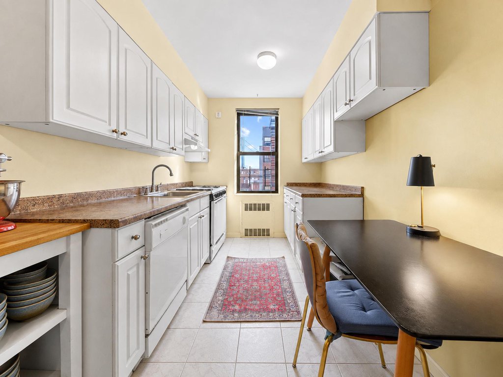 302 96th Street, Unit 4G photo 8