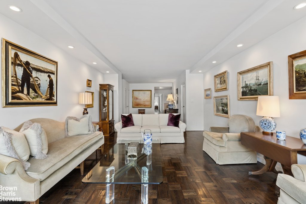 60 Sutton Place South, Unit 3DES photo 2
