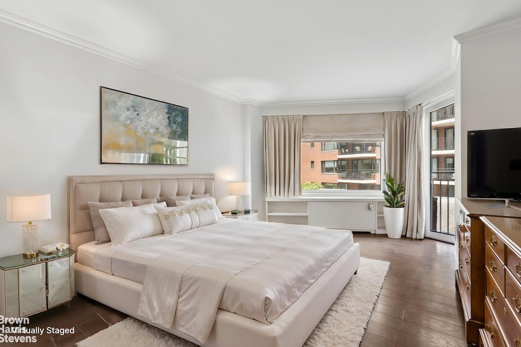 60 Sutton Place South, Unit 3DES photo 10