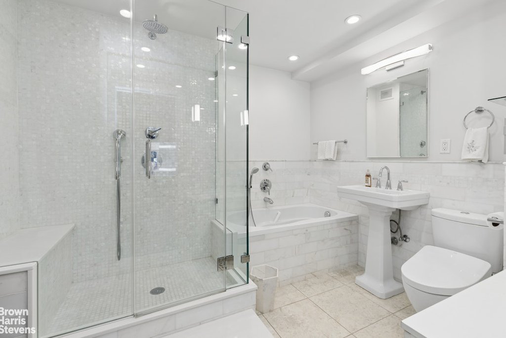 60 Sutton Place South, Unit 3DES photo 11