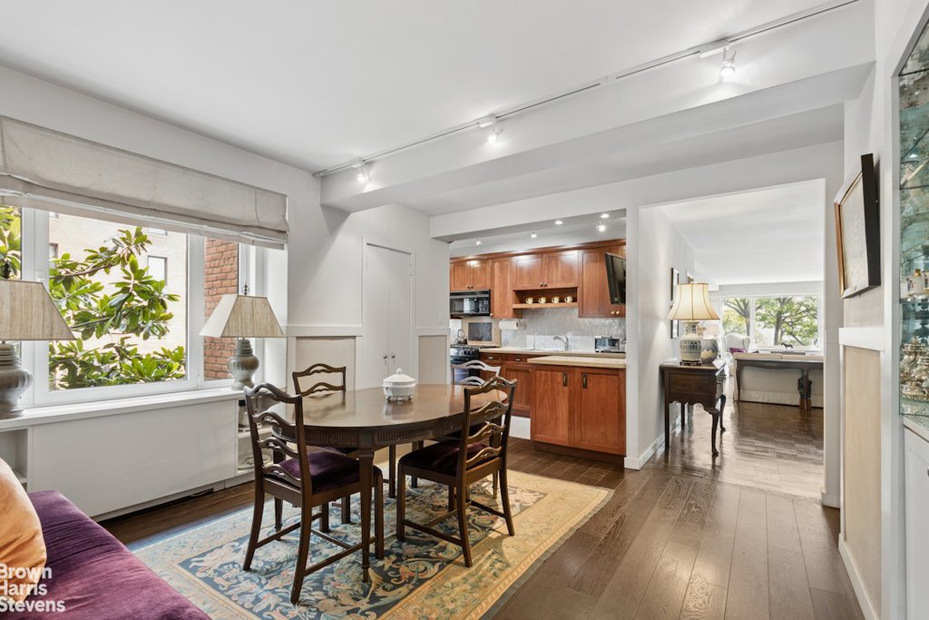 60 Sutton Place South, Unit 3DES photo 12
