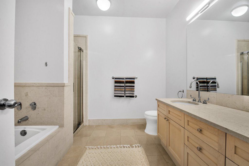 252 Seventh Avenue, Unit 10F photo 7