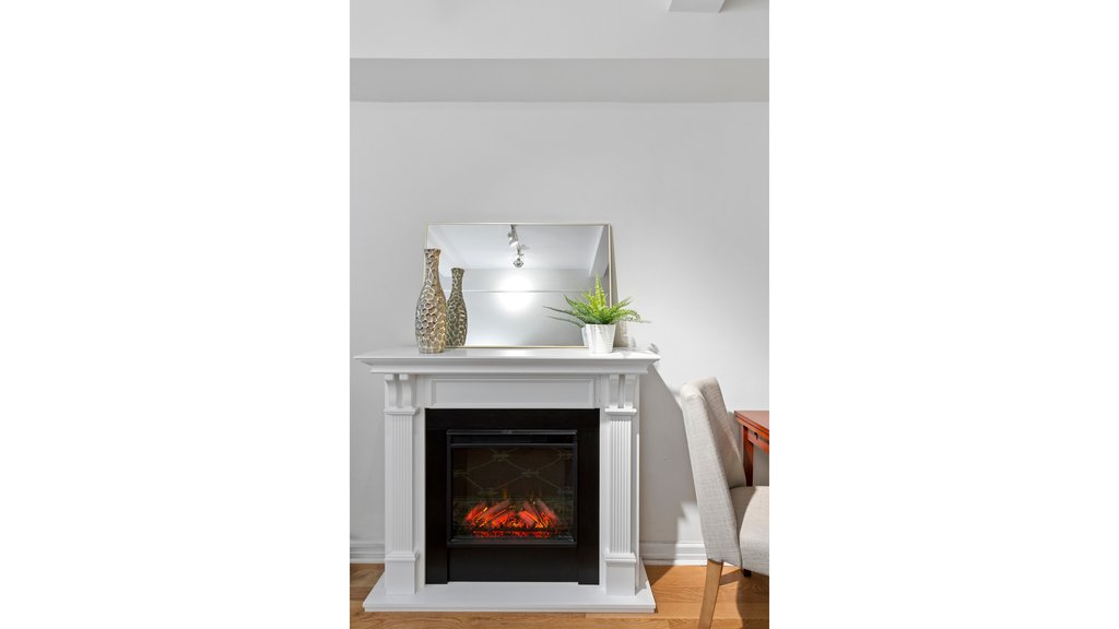320 East 42nd Street, Unit 817 photo 7