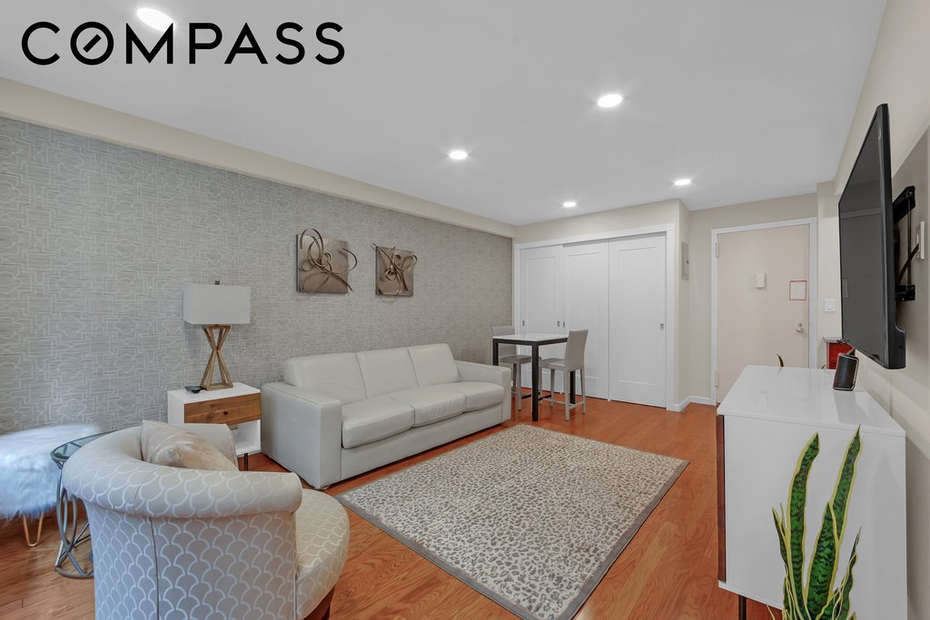 2 Tudor City Place, Unit 1NS photo 8