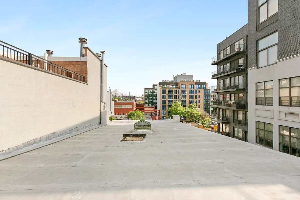 10-47 47th Avenue – For Sale photo 6