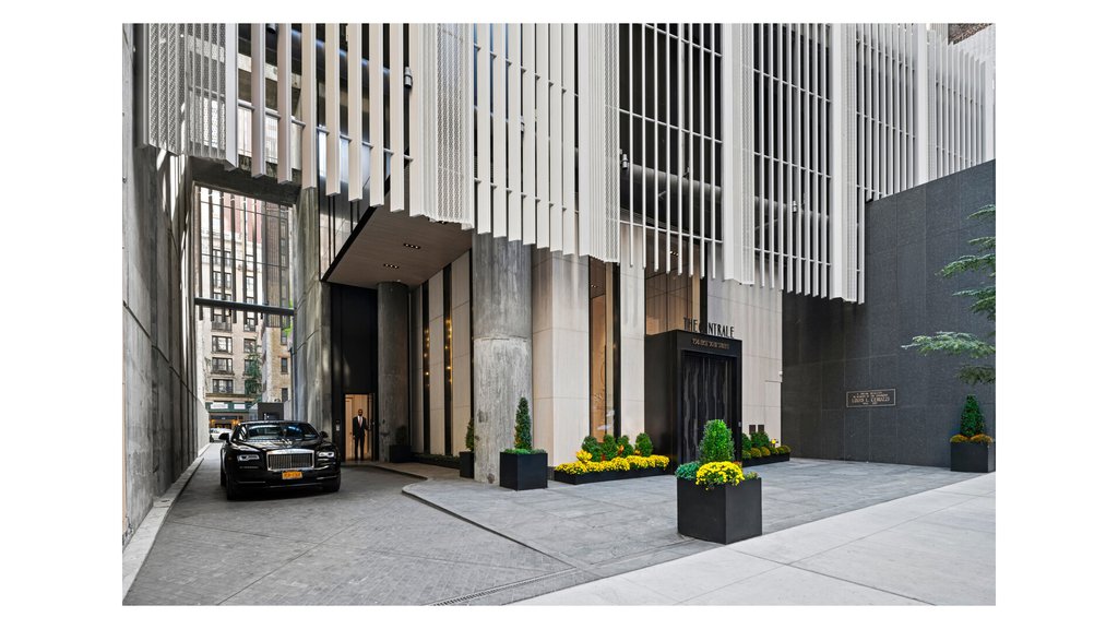 138 East 50th Street, Unit 30A photo 8