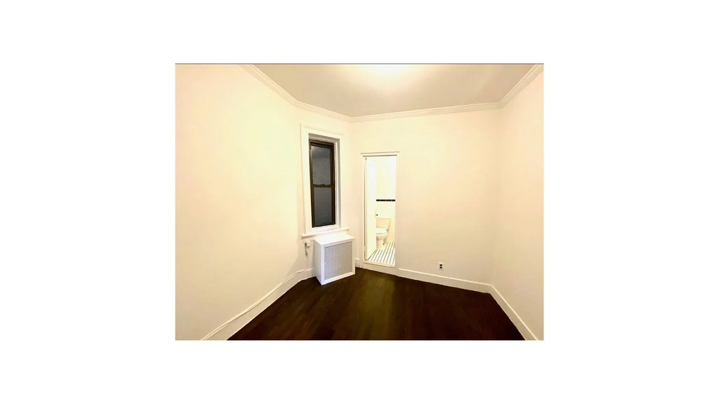 243 East 39th Street, Unit 4A photo 4