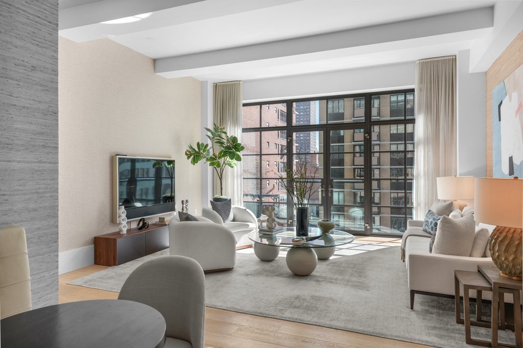 404 Park Avenue South, Unit 6A photo 2