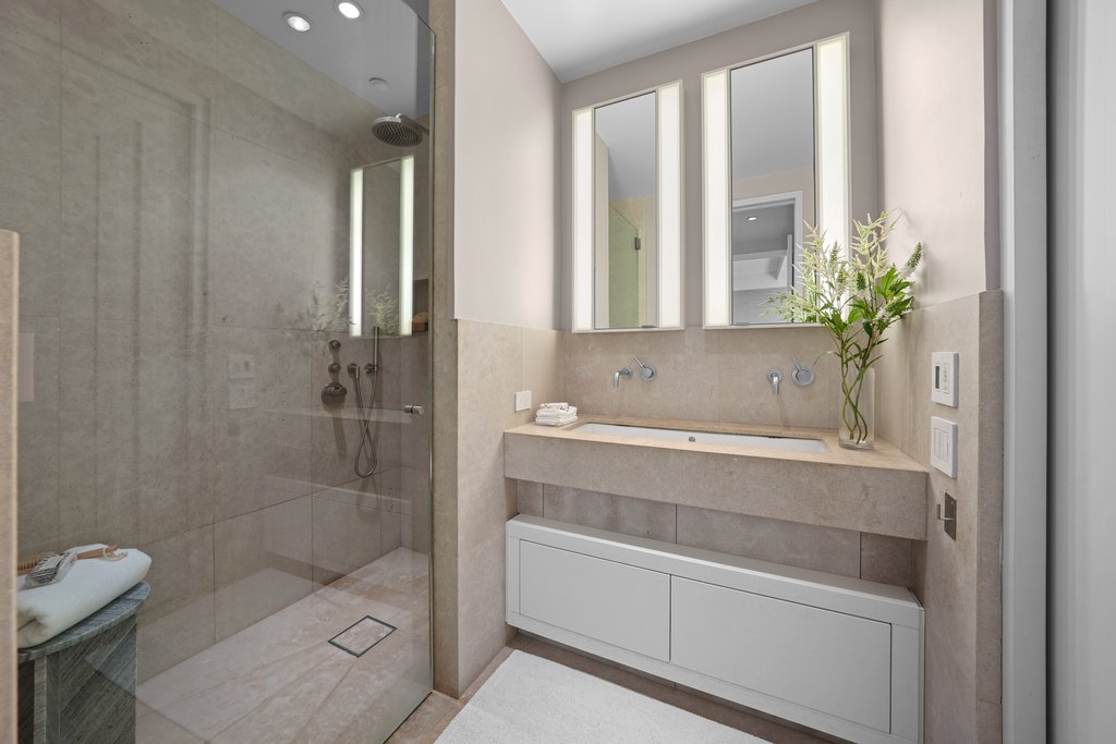 404 Park Avenue South, Unit 6A photo 8