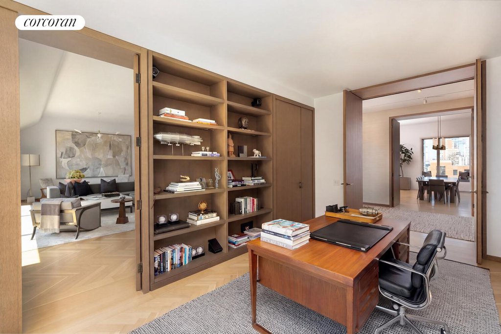 551 West 21st Street, Unit 16B photo 10