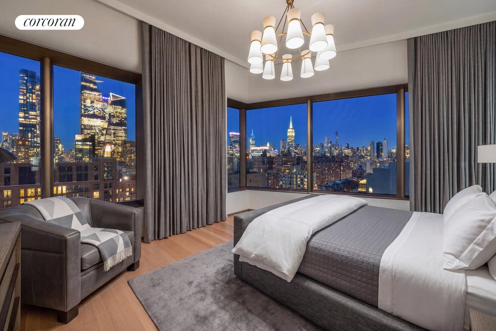 551 West 21st Street, Unit 16B photo 17