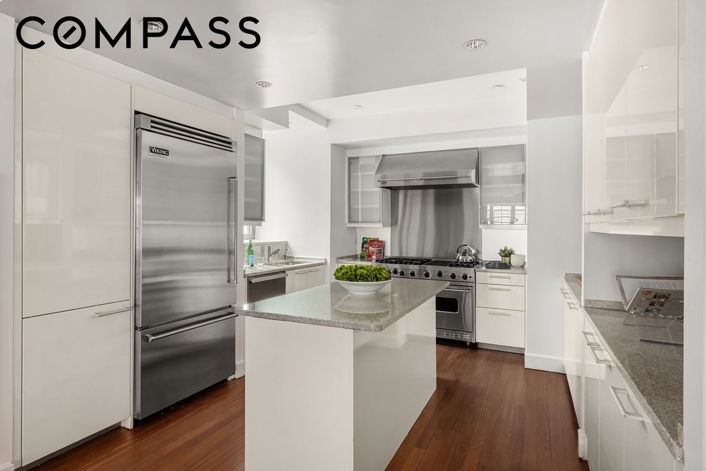 43 West 64th Street, Unit 7A photo 8
