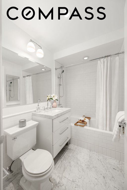 43 West 64th Street, Unit 7A photo 16