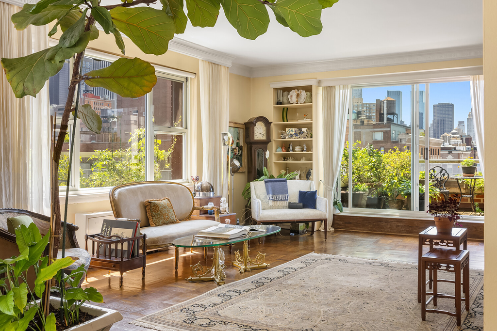 139 East 63rd Street, Unit PHA photo 4